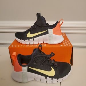 Nike Free Metcon 3 Smoke Grey Zitron Yellow CJ6314-020 Womens Size 5.5